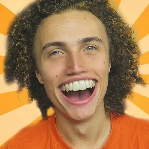 Kwebbelkop Laughing